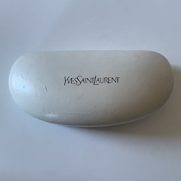 2000s Yves Saint Laurent brown tortoise sunglasses. - Picture 7 of 8